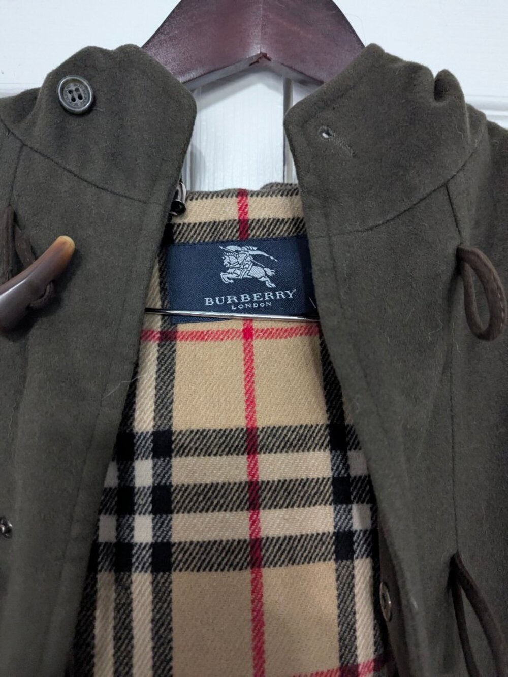 Women's Burberry dufflecoat in khaki
